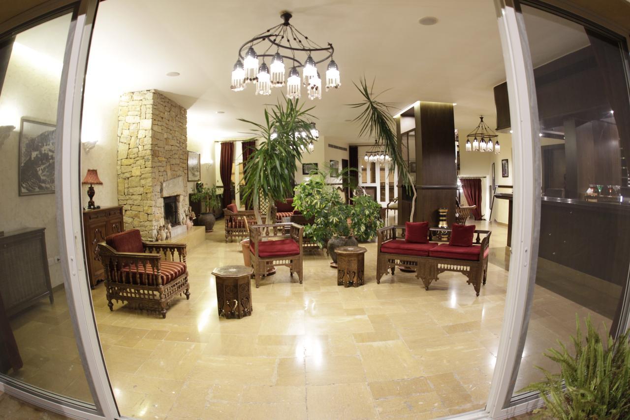 Quartier Suisse Hotel 브루마나 외부 사진