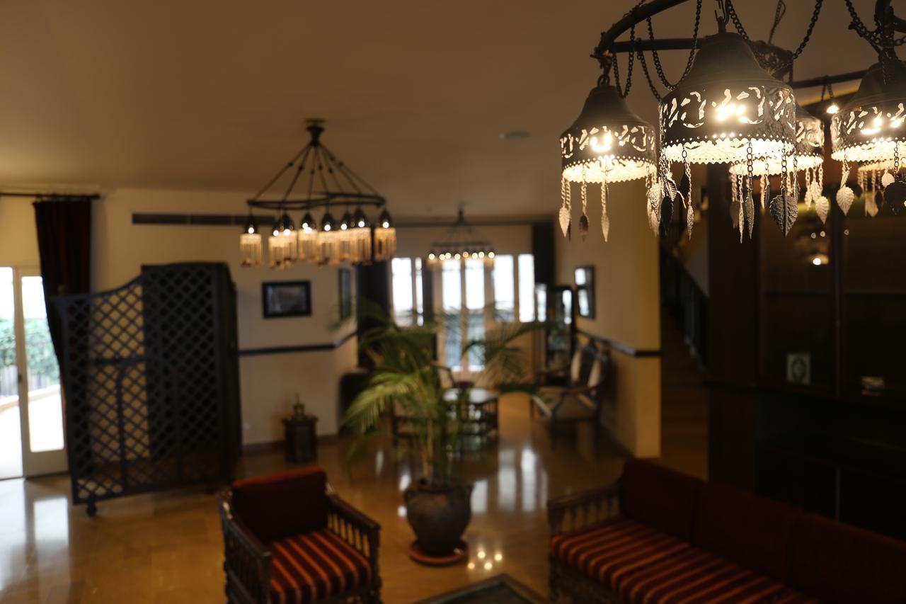 Quartier Suisse Hotel 브루마나 외부 사진